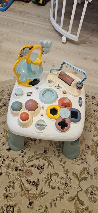 Ігровий інтерактивний столик для малят