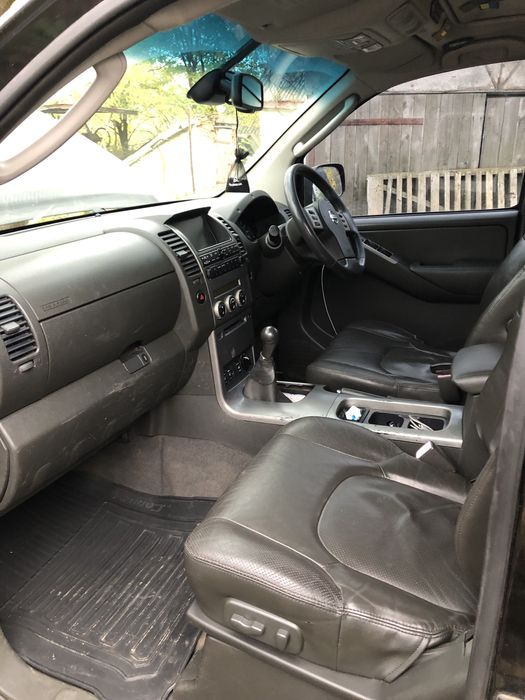 Продам Nissan Navara D40