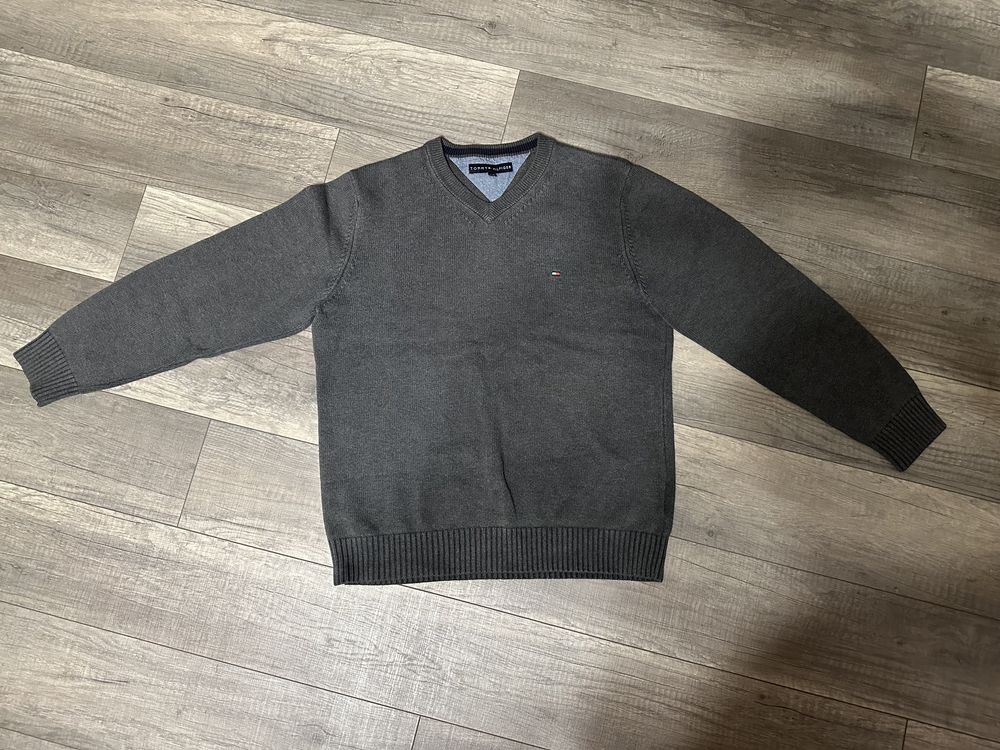 Пак одежды: Tommy Hilfiger, Next, Colins, Tamir, H&M, Lacoste