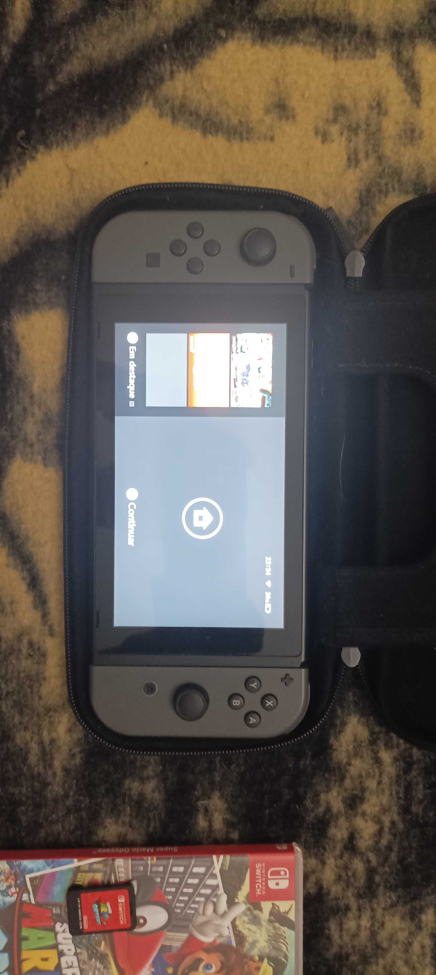 Nintendo switch cinzenta