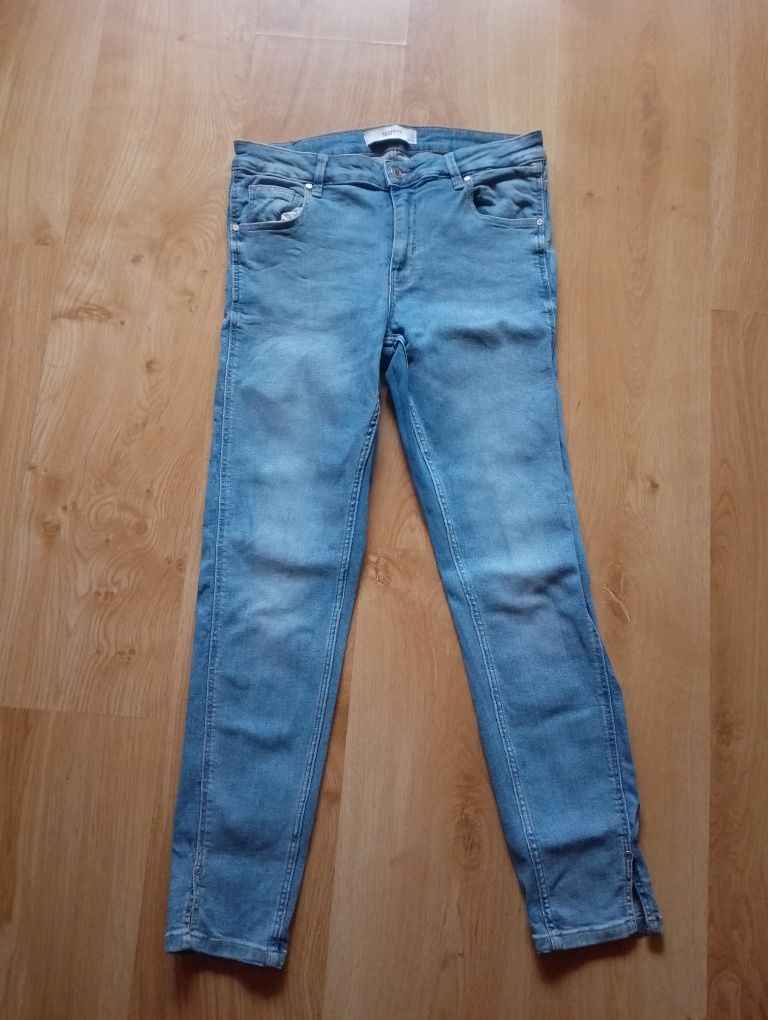 Reserved spodnie damskie skinny dżinsy r. 38/40