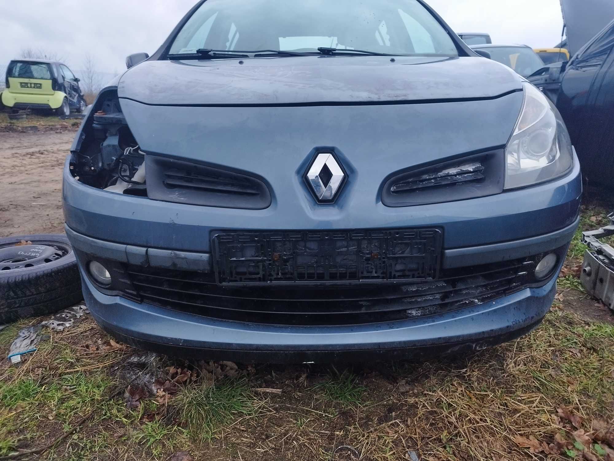 Zderzak przód przedni TEJ47 Renault Clio 3