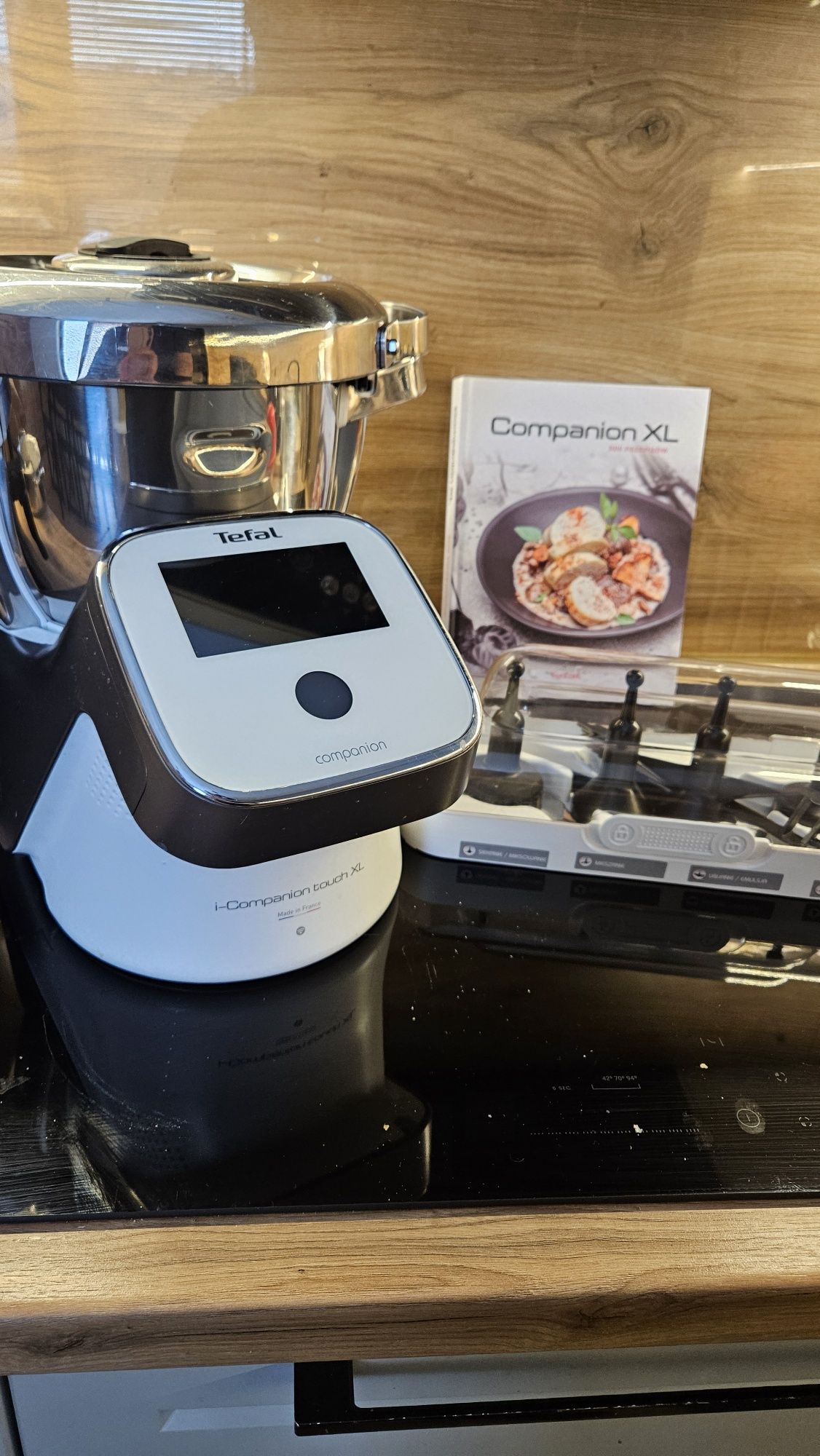 Robot kuchenny TRFAL iCompanion touch XL