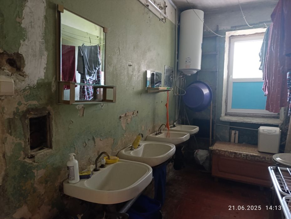 Продається кімната в гуртожитку