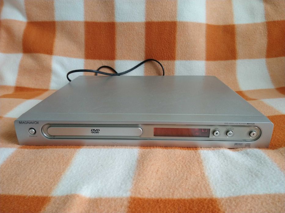 Używane DVD Magnavox MDV425