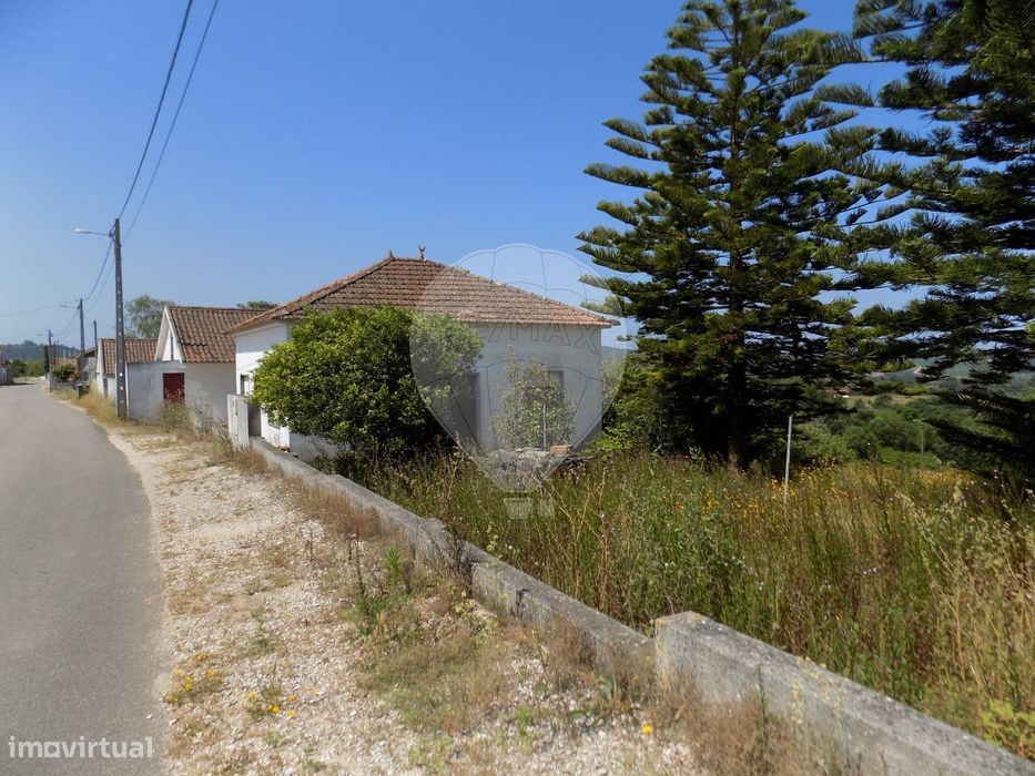 2 Moradias T2 para venda no Areeiro, Évora de Alcobaça