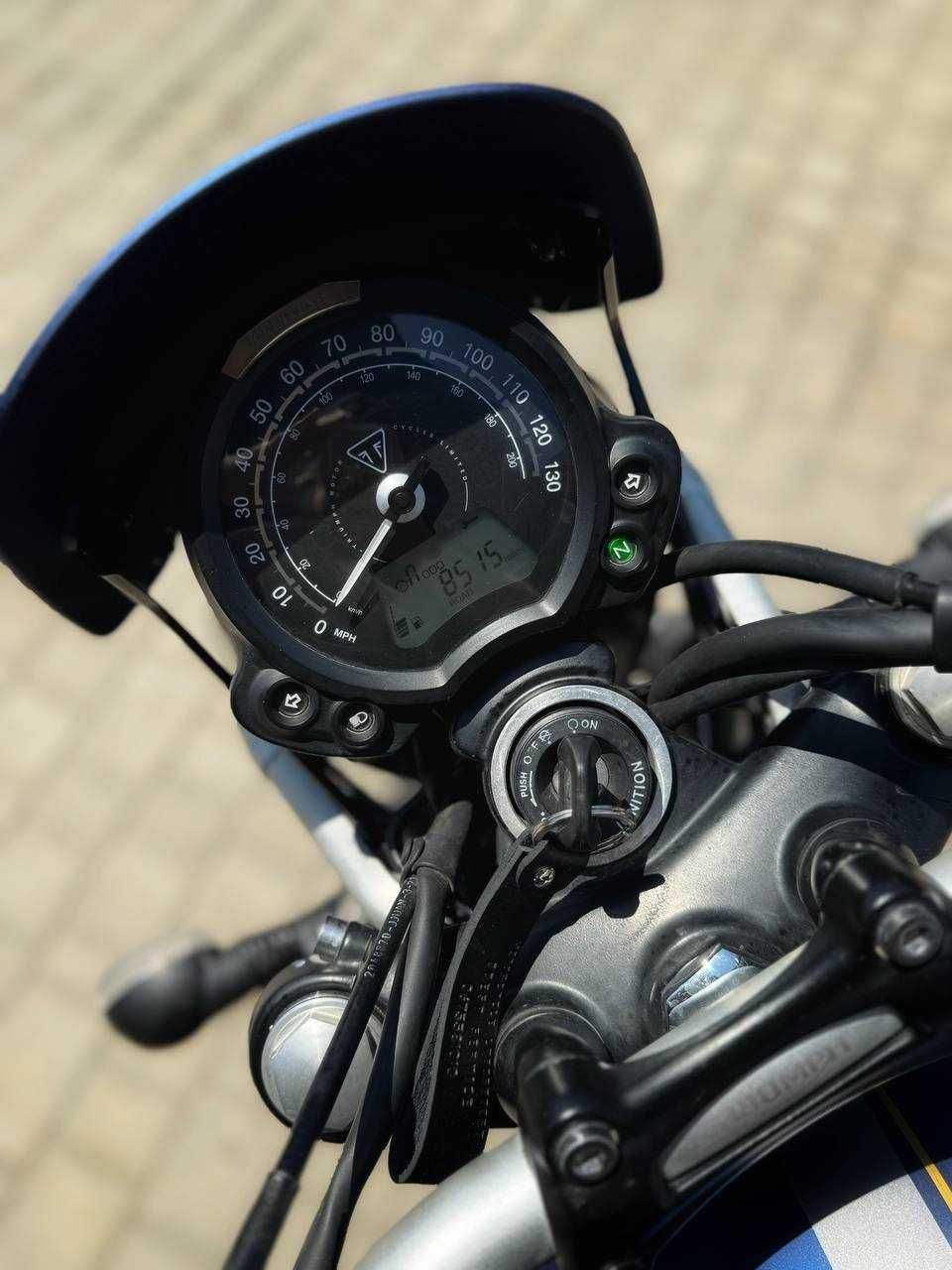 2022 TRIUMPH Street Scrambler