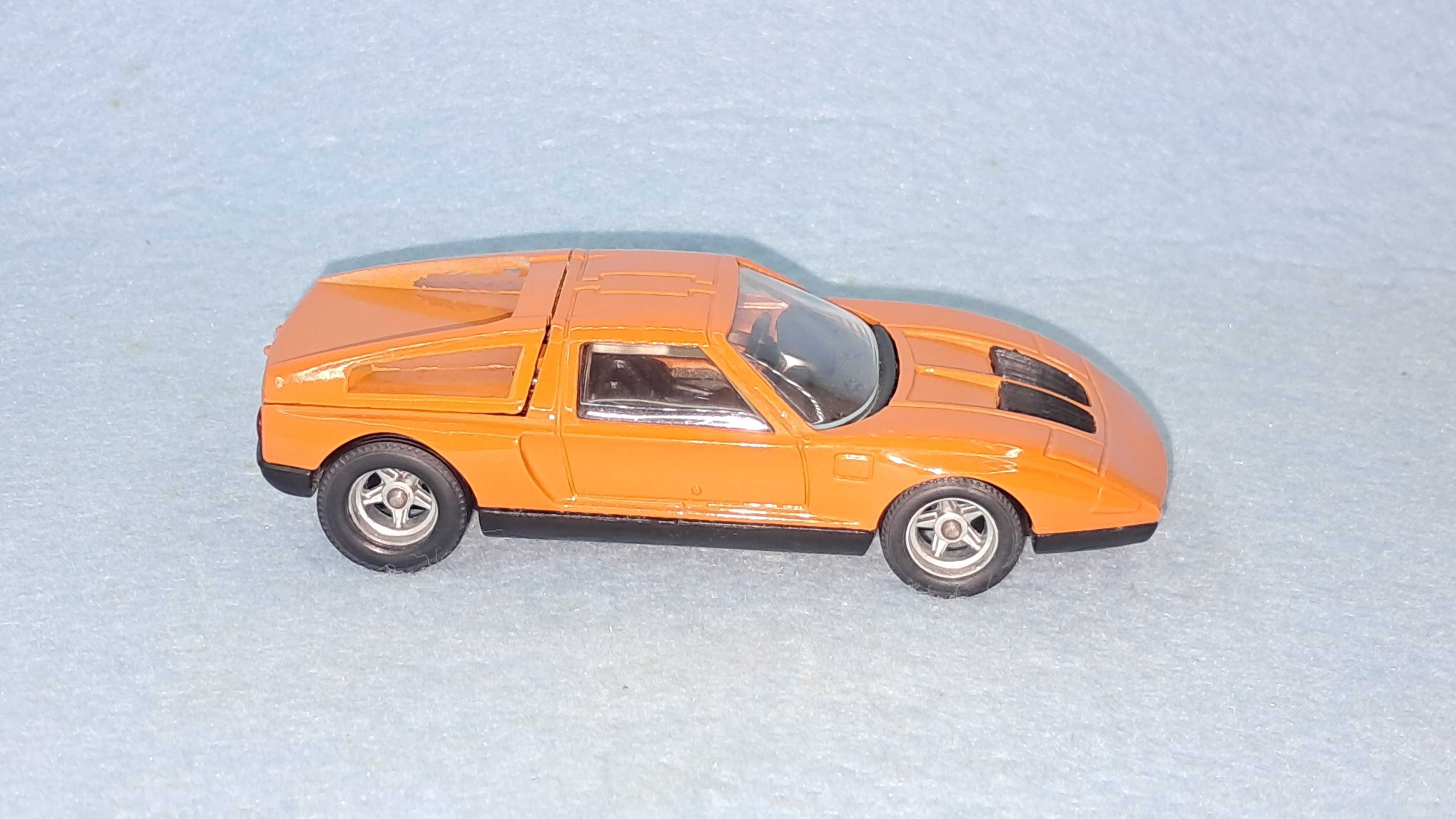 Miniatura Solido Mercedes-Benz C111