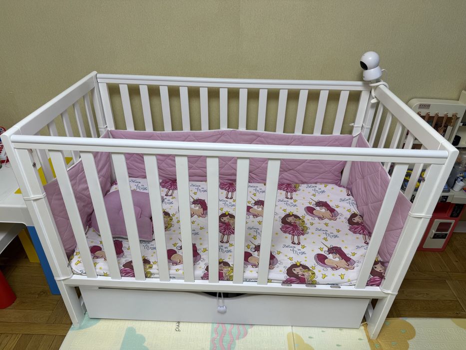 Дитяче ліжко кроватка Верес з маятником та шухлядою+матрац