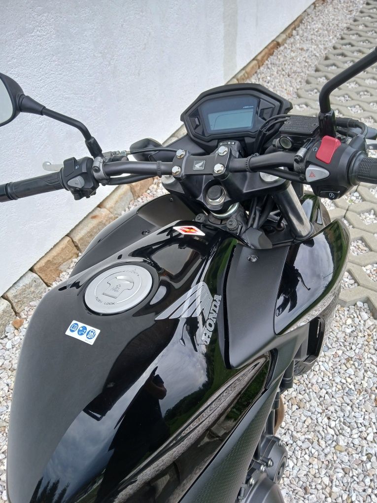 Honda cb500fa cb500f na A2 jak nowa 18tys km 35kw ABS cbf 500 hornet )
