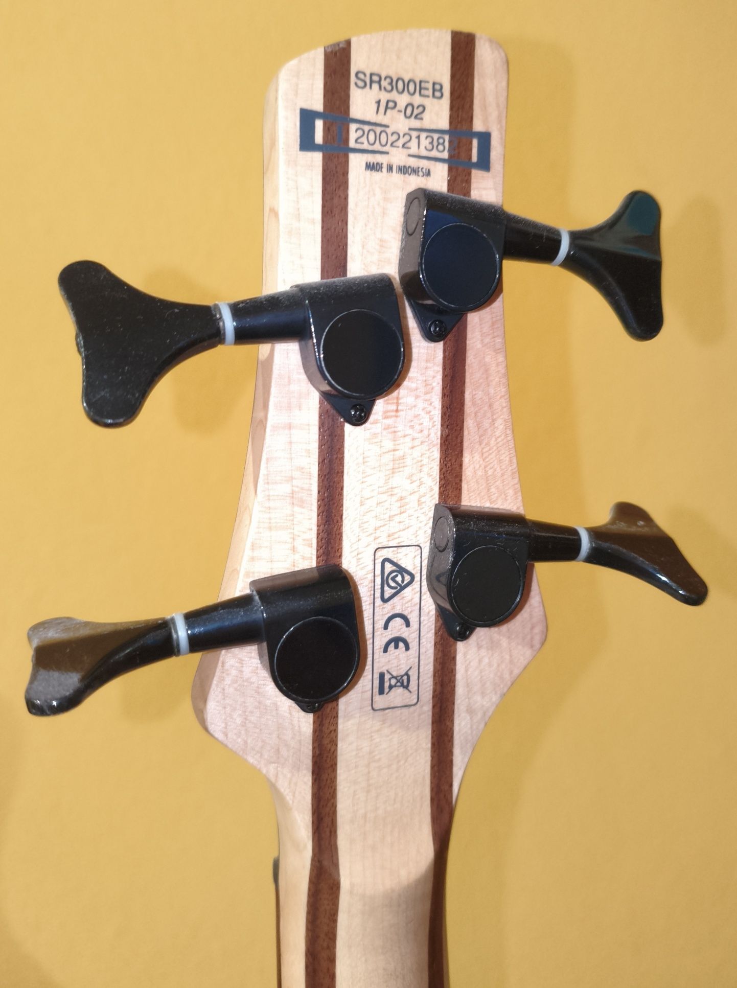Ibanez SR300EB gitara basowa elektryczna bas