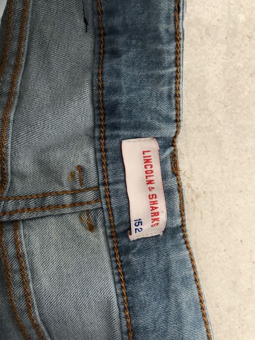 Krótkie spodenki  Linkoln & Sharks rozmiar 152