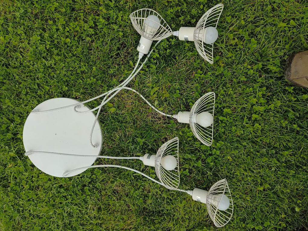 Lampy oświetleniowe