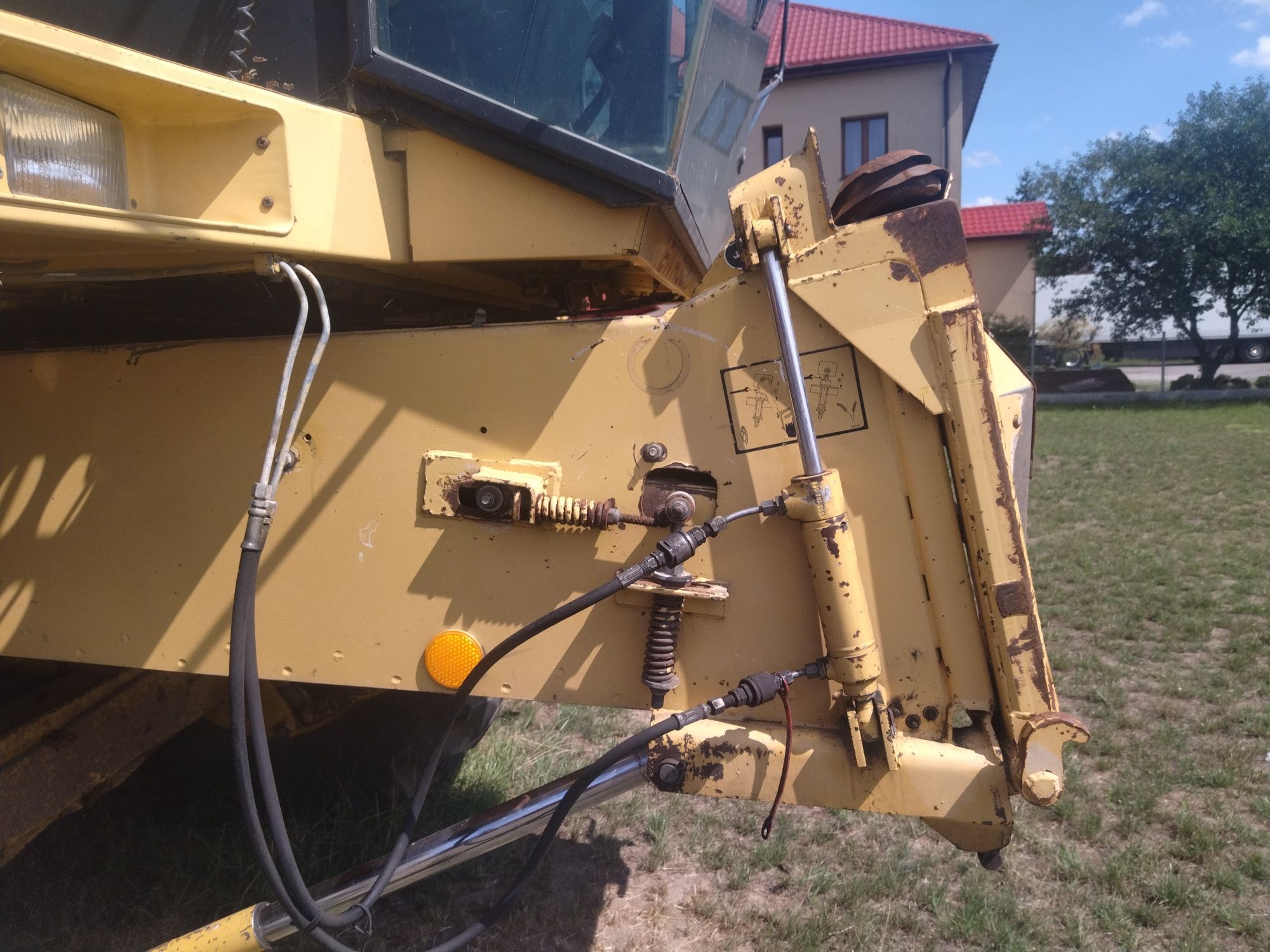 FV . 92r. heder 5.18m New  Holland tx 36  poziomowanie TX 68. 66