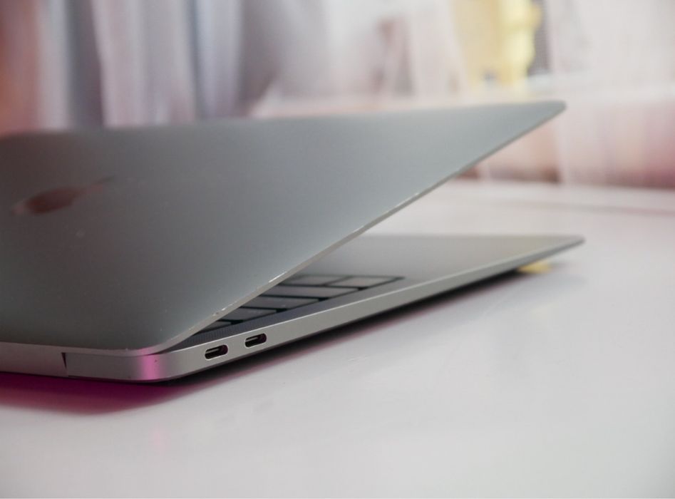 MacBook Air M1 2020 | 8/256 | 90% АКБ!
