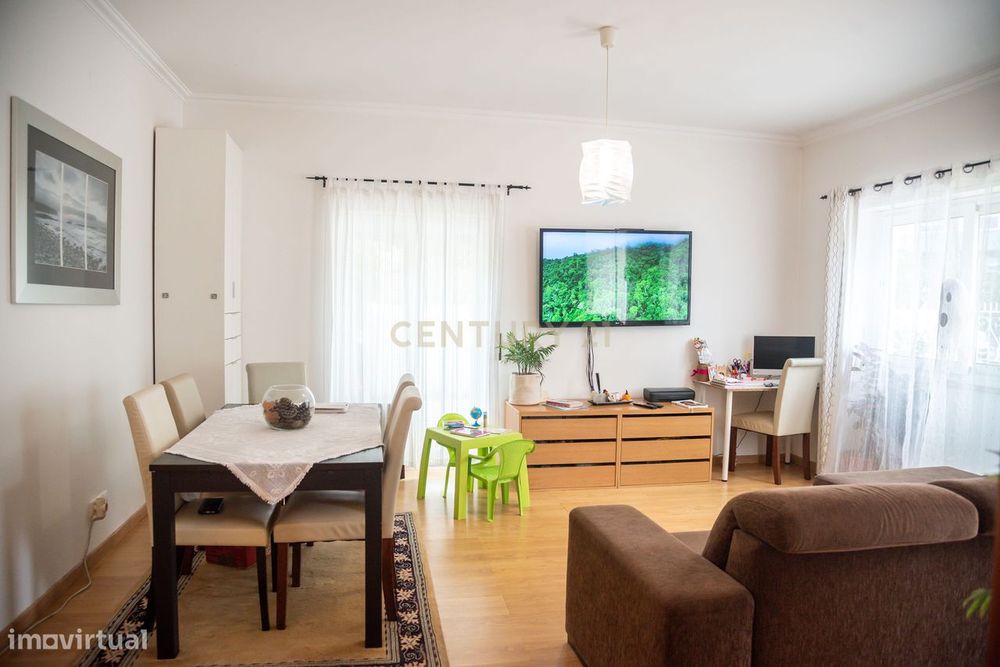 Moradia T2  Remodelada - Agualva Cacém - 167M2