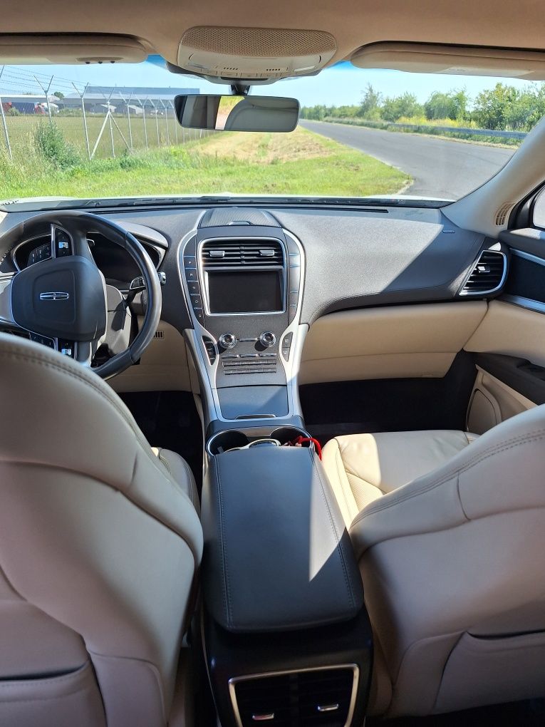 Lincoln Nautilus SUW 2.0 L 4x4