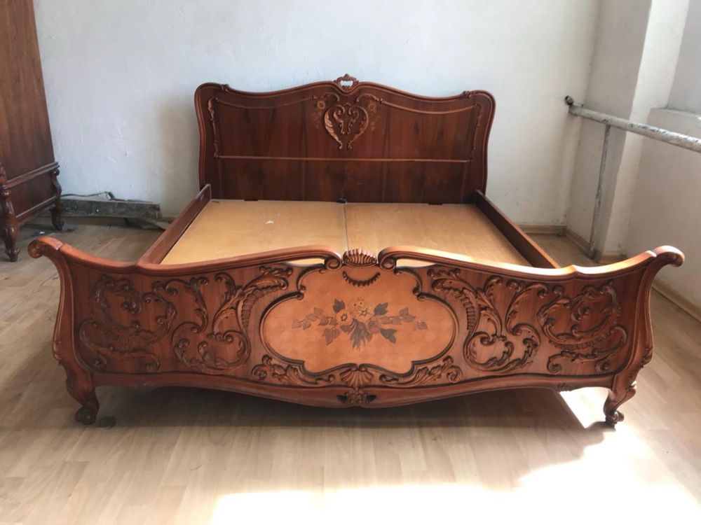 Спальня Д10 Румынская продам
