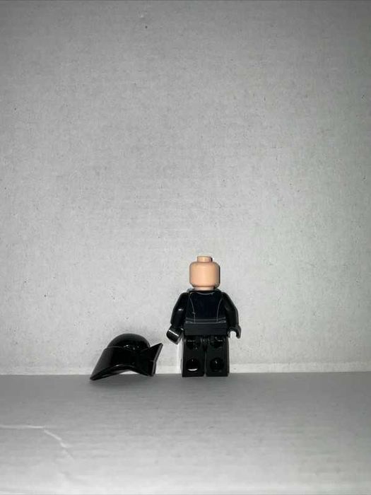 LEGO Minifigurka First Order Crew Member sw0671