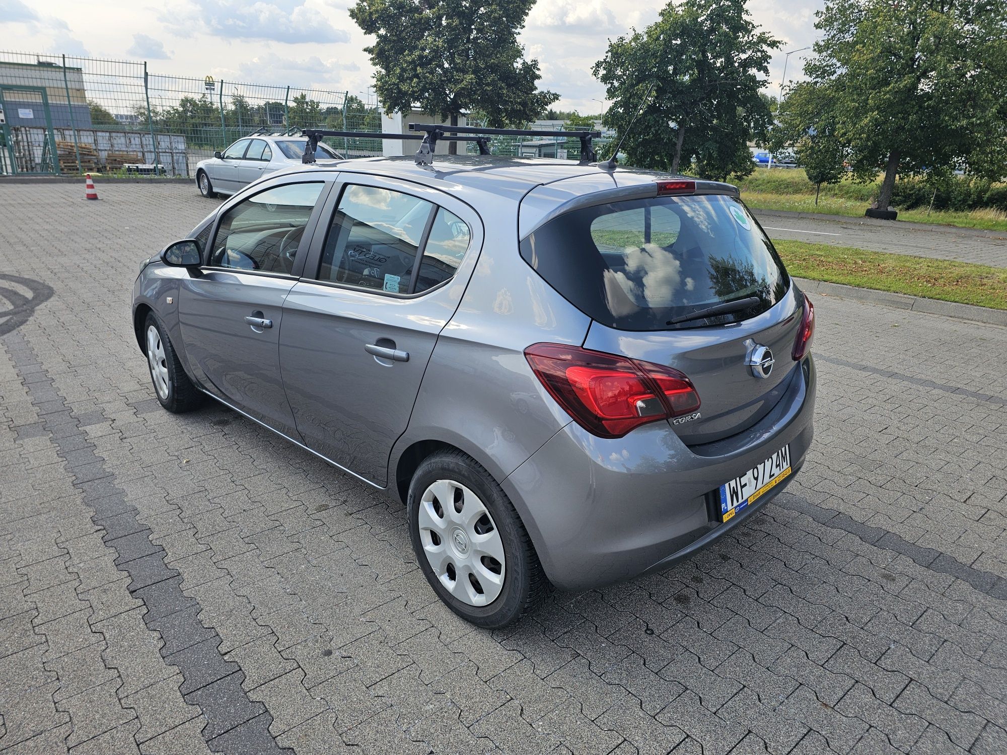 Opel corsa 2016 niski przebieg 1.4 benzyna okazja zamiana salon polska