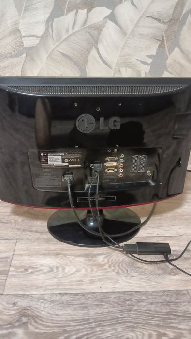Телевизор LG смарт ТВ монитор