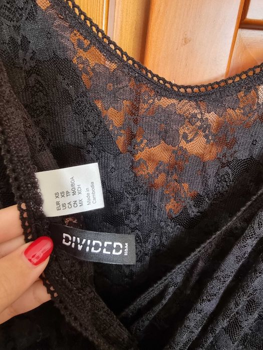 Macacão calção preto com renda H&M, tamanho XS