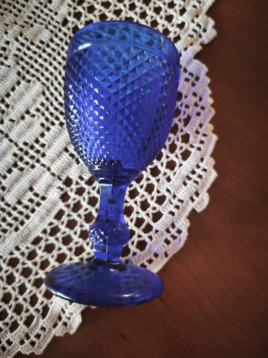 Copos de vinho em azul cobalto-Novos