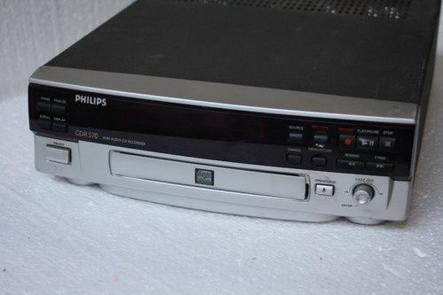 Leitor e gravador de cds Philips cdr570