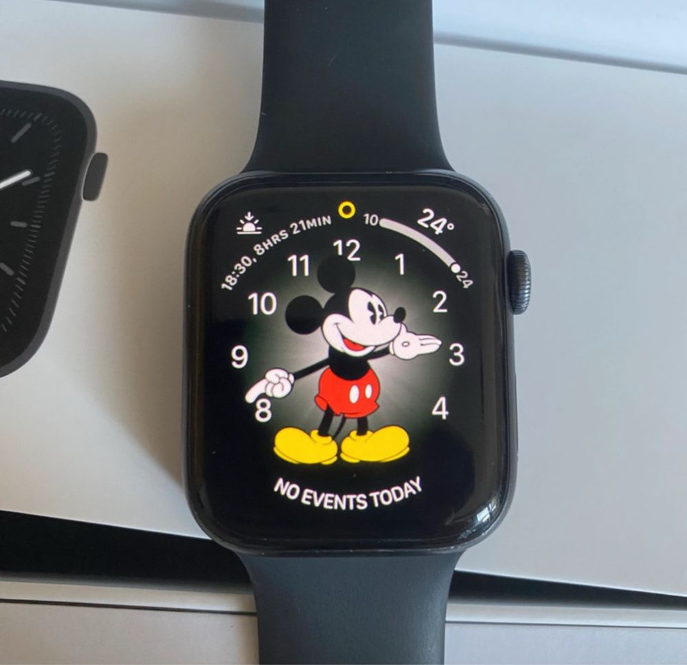 Apple Watch Series 5 44mm