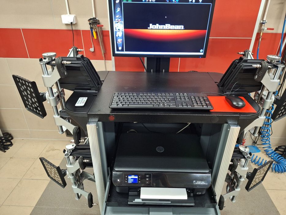 John Bean 3D V2300 Lift AC100 baza poj 24r. geometria kół zbieżność