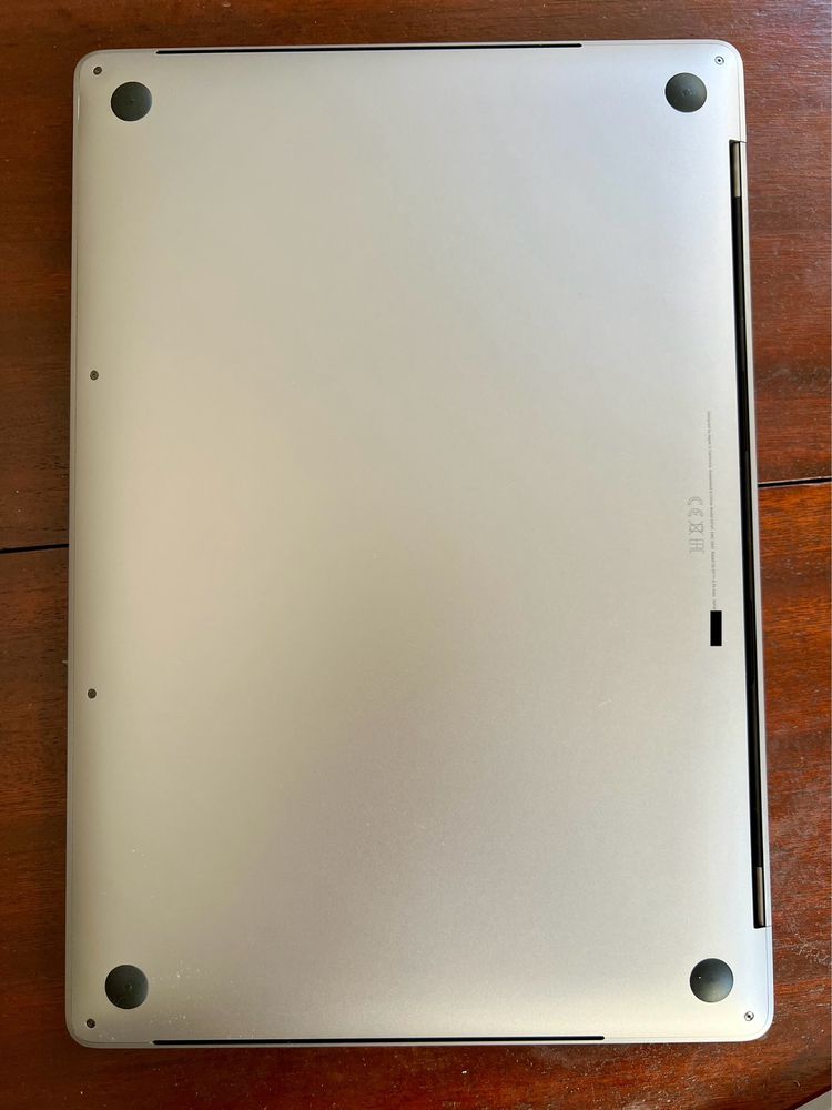 Macbook Pro 16” 2019 (Comprado em 2021) - Sem Uso
