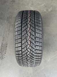 245/45/18 Goodyear UltraGrip Performance+ 100V