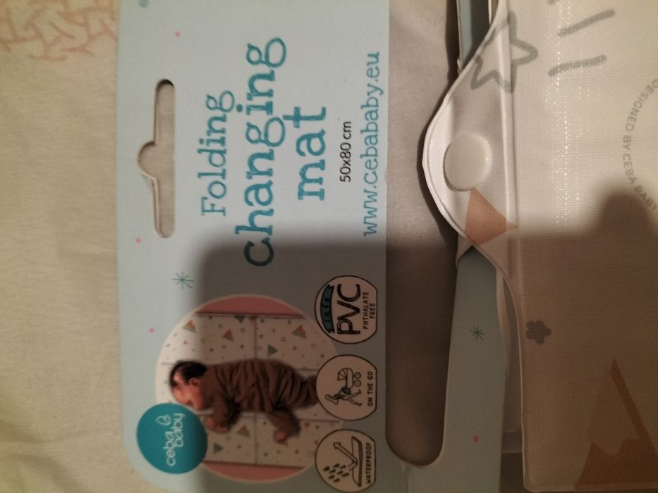 Mata piankowa, przewijak, mata do przewijania, wyprawka, niemowlę