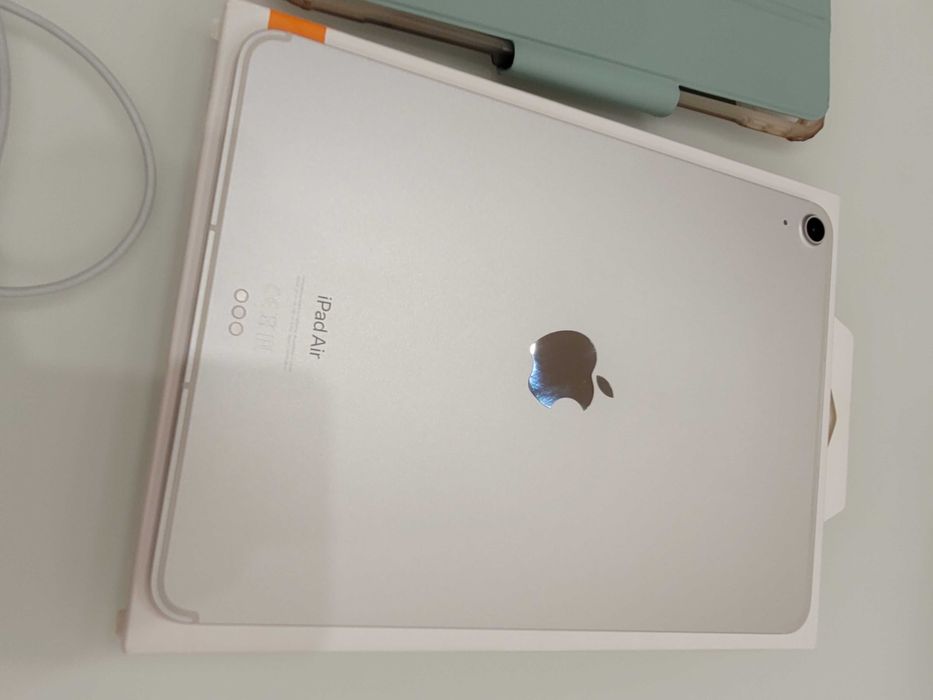 Планшет ipad Air 2022 64gb WiFi + Lte Cellular