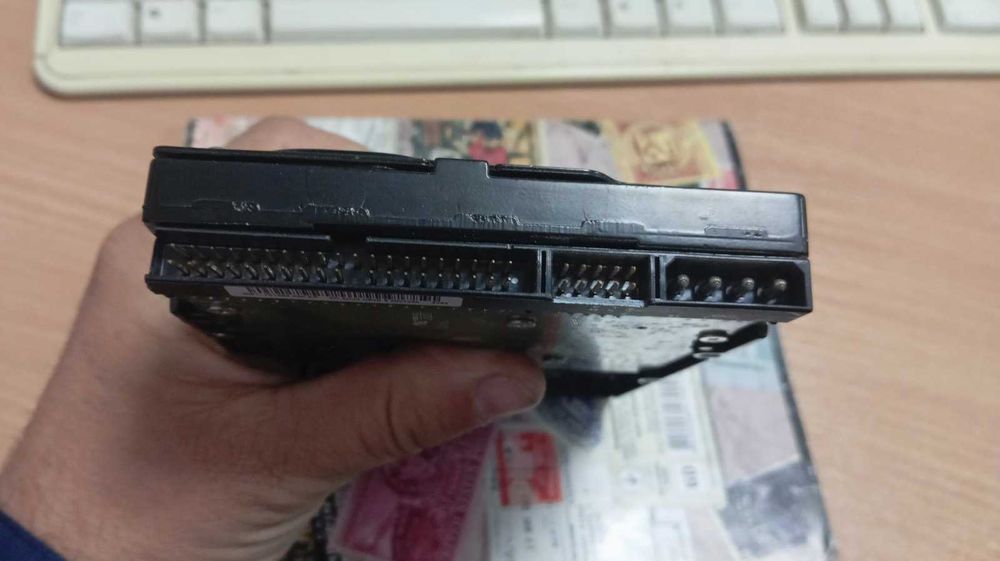 Жёсткий диск IDE 80 Гигабайт