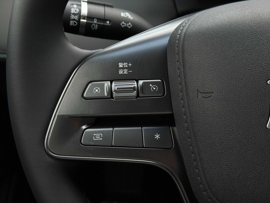 2025 BYD Qin PLUS DM-i