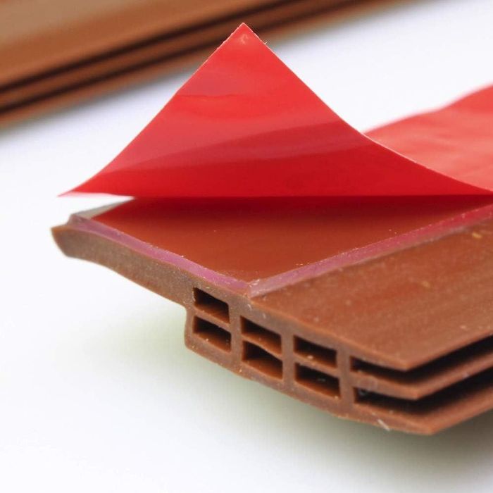 Ущільнювальна стрічка для дверей