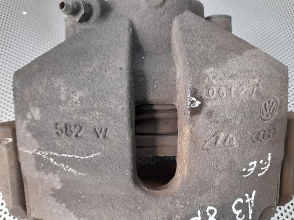 Pinça travão / maxila de travão frente esquerda AUDI A3 (8P1)