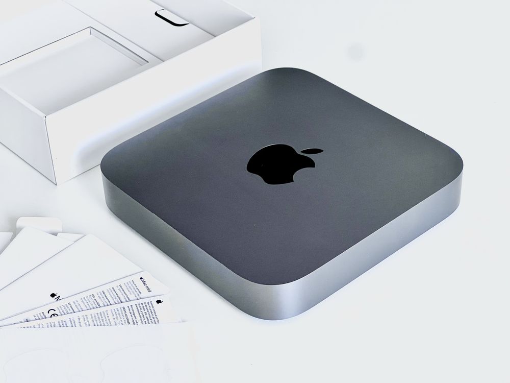 Apple Mac Mini 2018 Core i3 4 ядра, DDR4, стан нового, повний комплект
