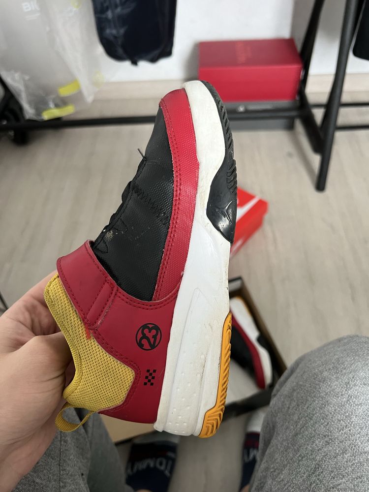 Jordan Max Aura 3 SE детские