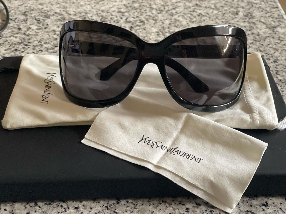 Óculos de sol Yves Saint Laurent