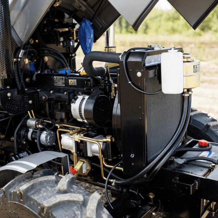 Мінітрактор СКАУТ ТЕ-504 з дашком на 50 сил (АКЦІЯ - 9099$ )