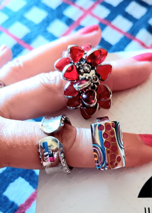 Aneis one swatch novos