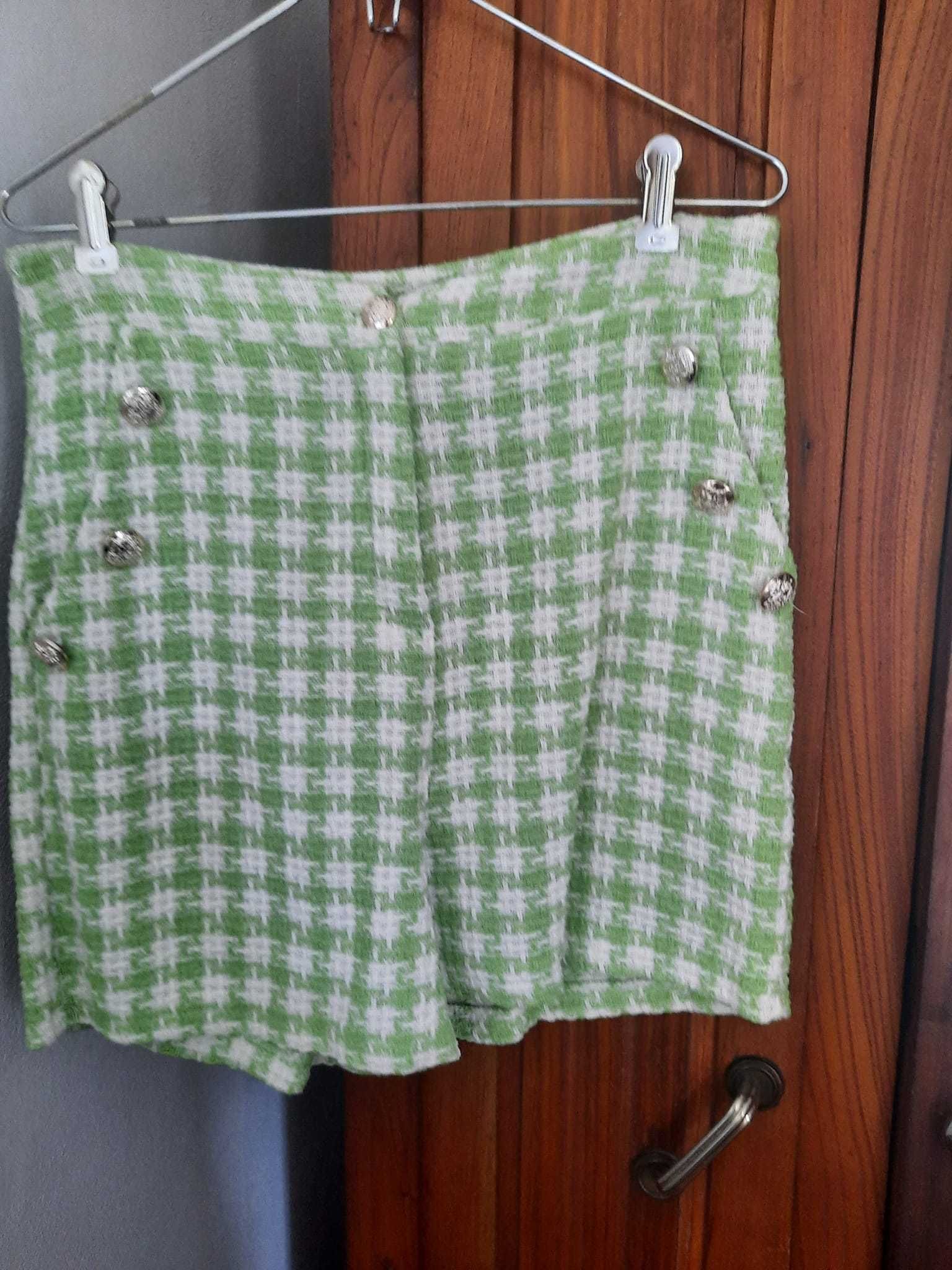 Vendo Conjunto Casaco Saia e Calções