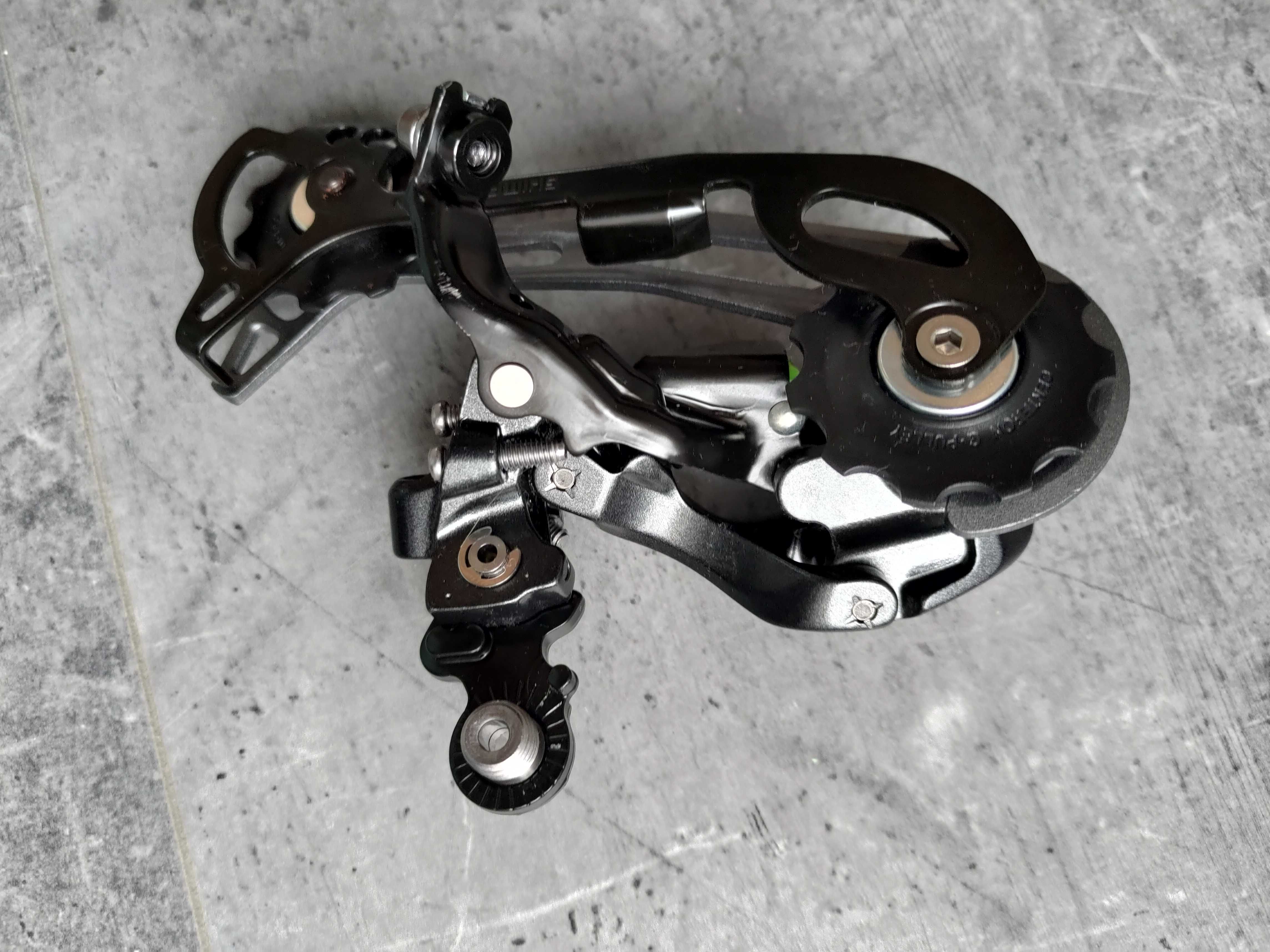 Przerzutka tylna SHIMANO Deore RD-M592 Shadow 9 biegów Nowa