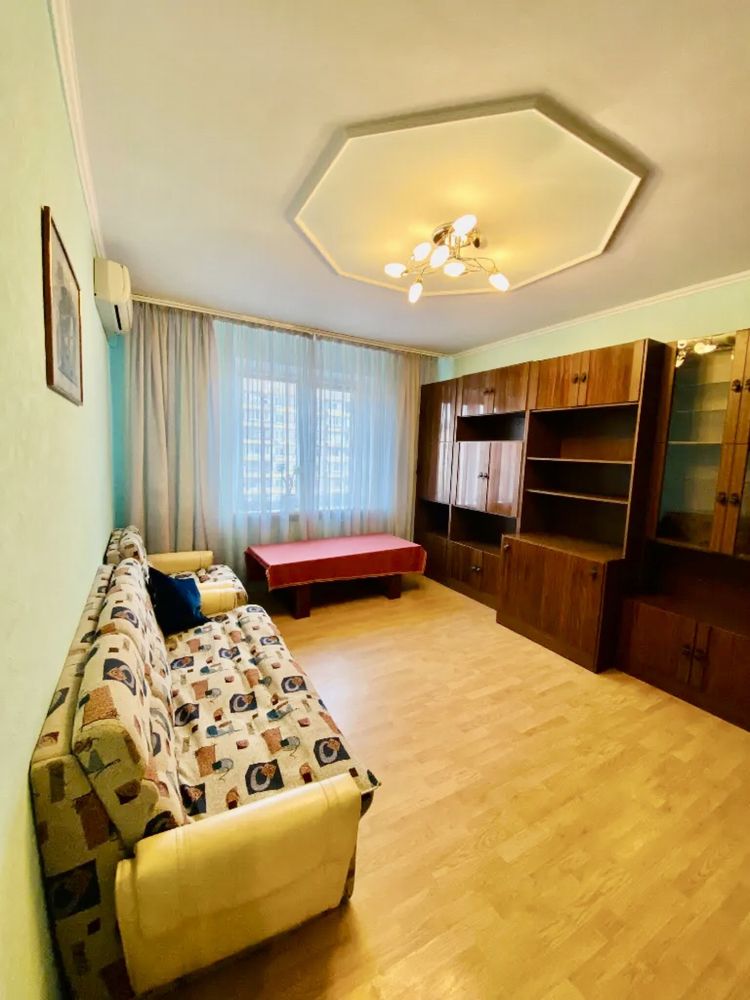 Продам 3к квартиру на Победе-6