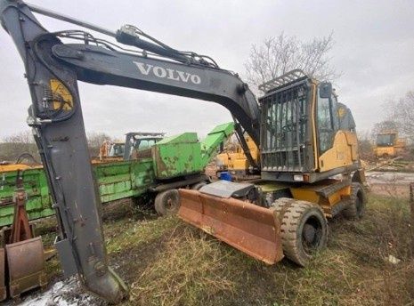 Volvo ew 140c  super stan koparka kołowa 2011r