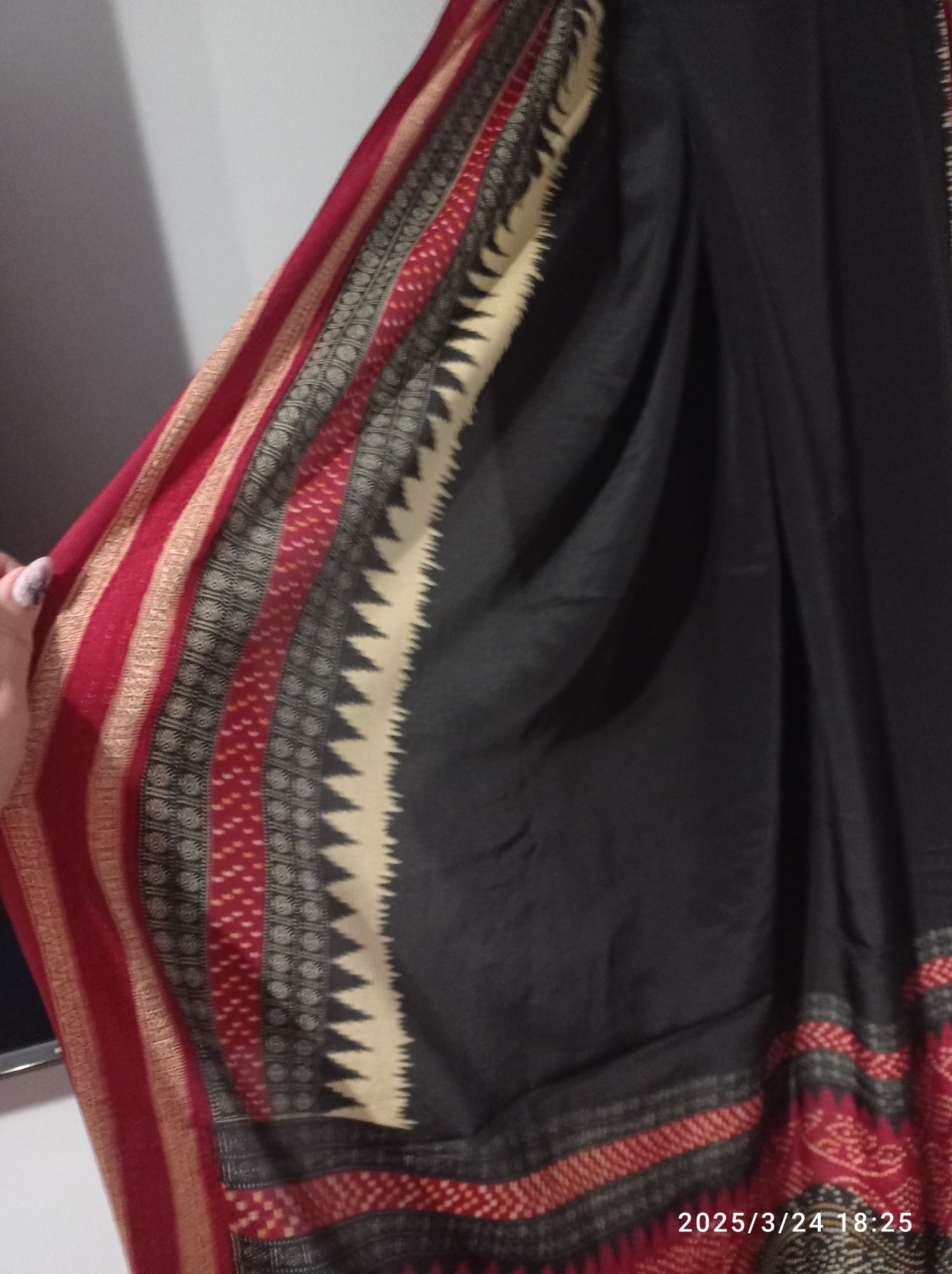 Materiał 5,25m x 113cm długi cienki wzorek zasłony