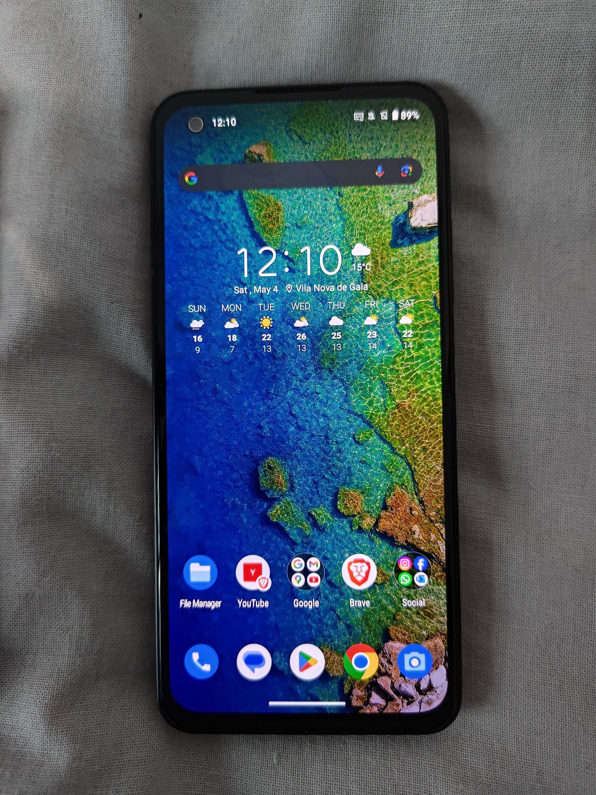 Asus Zenfone 9 128GB 8GB Preto com acessórios