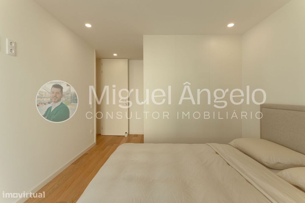 T2 com varanda e acabamentos premium no centro de Espinho